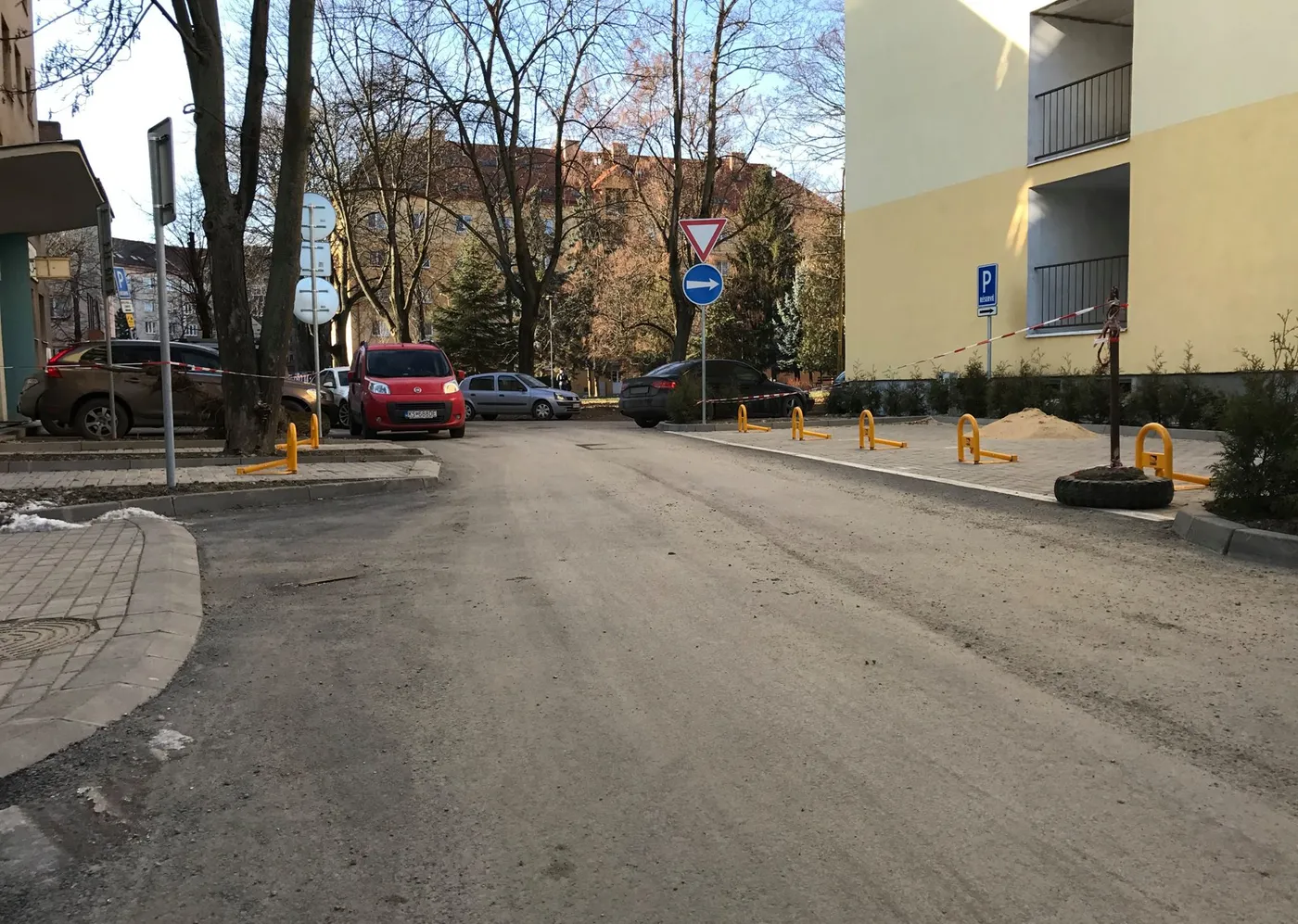 Realizácia parkovacích zábran Came UNIPARK na sídlisku v Košiciach